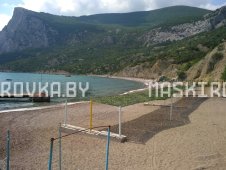 plyazh_zashita_ot_solntse_maskirovkoy